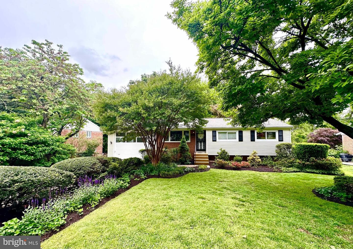 2026 Dexter Dr photo 1