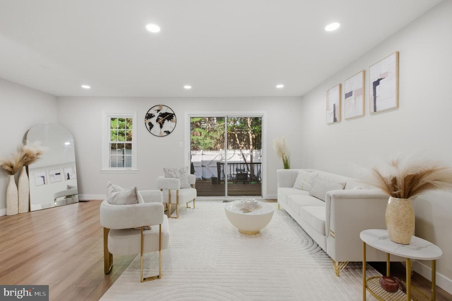 8575 Tyrolean Way photo 5