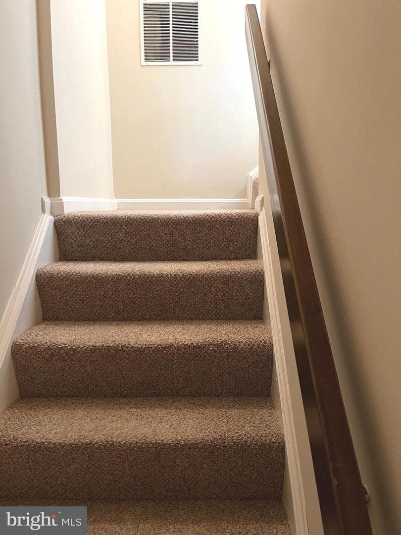 1106 Whitworth Court photo 46