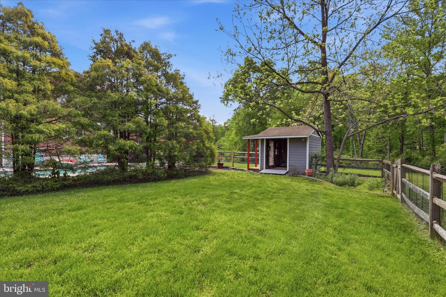 6256 Woodfair Drive photo 35