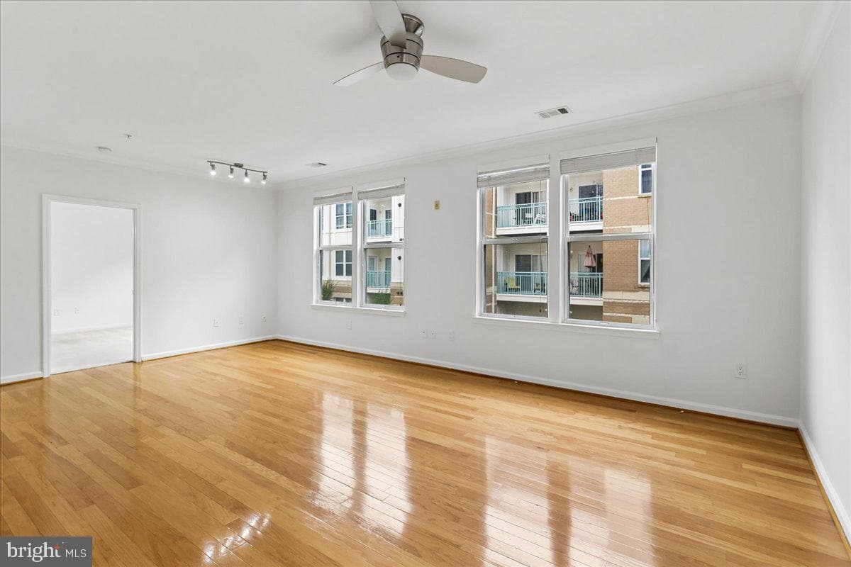 12000 Market Street #248 photo 11
