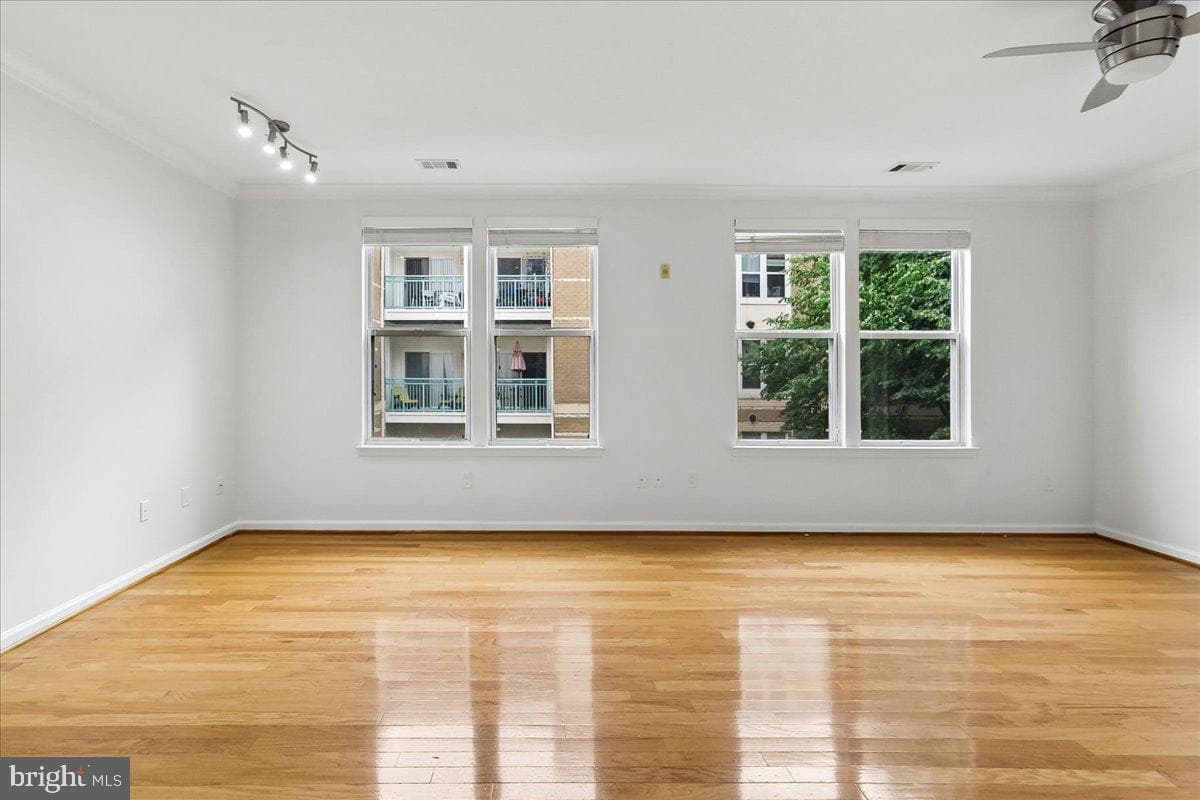 12000 Market Street #248 photo 12