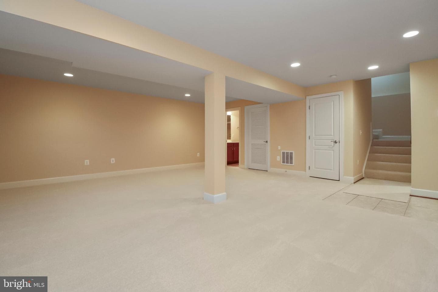 102 Pearl St photo 54