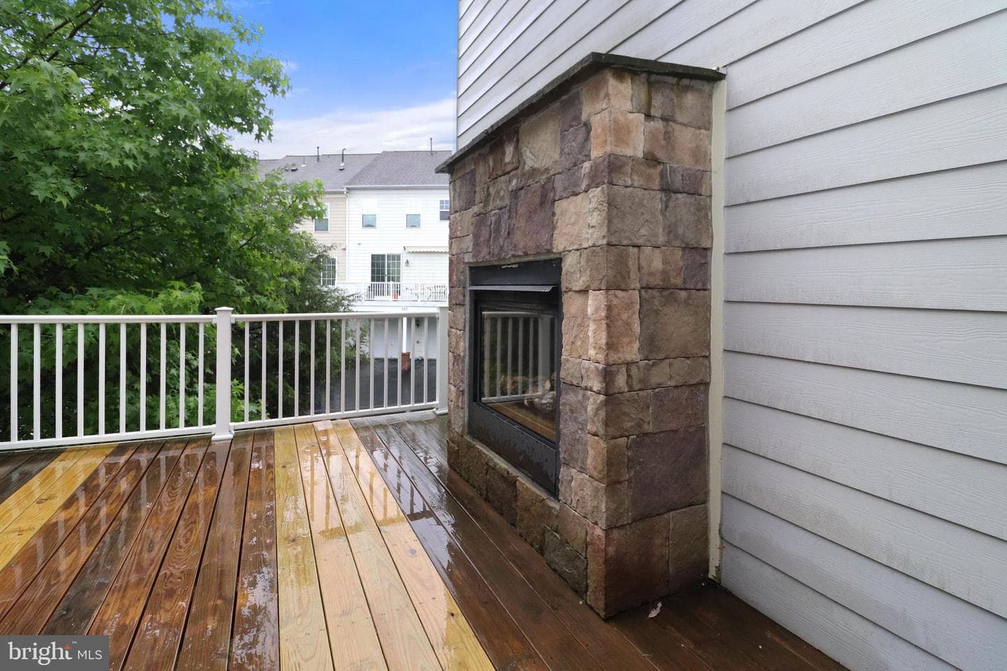 102 Pearl St photo 60