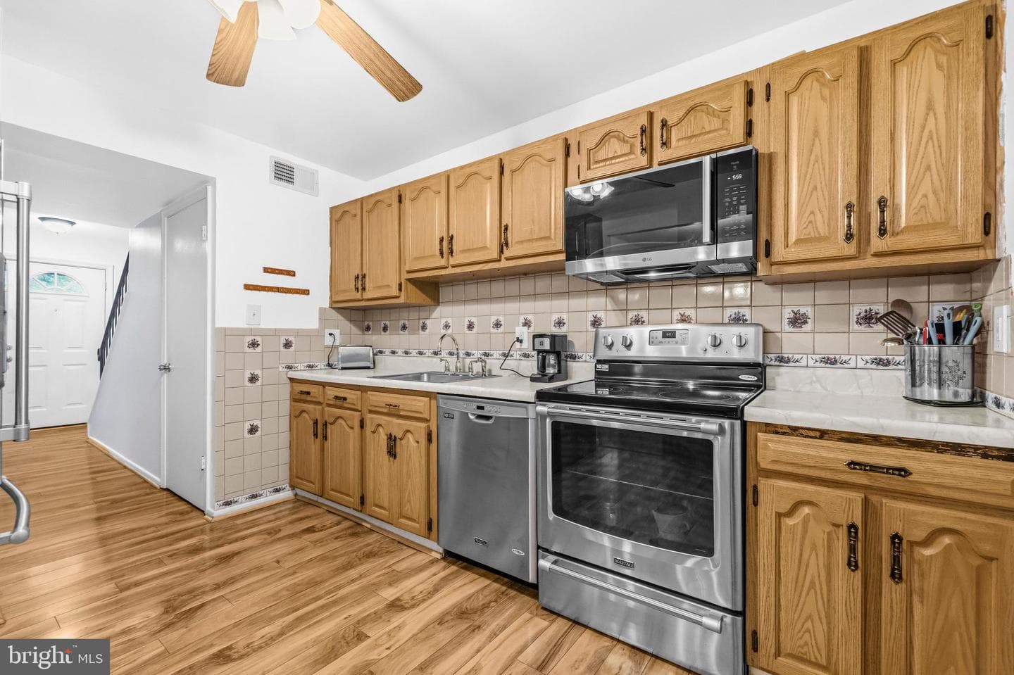 7730 Brandeis Way photo 12