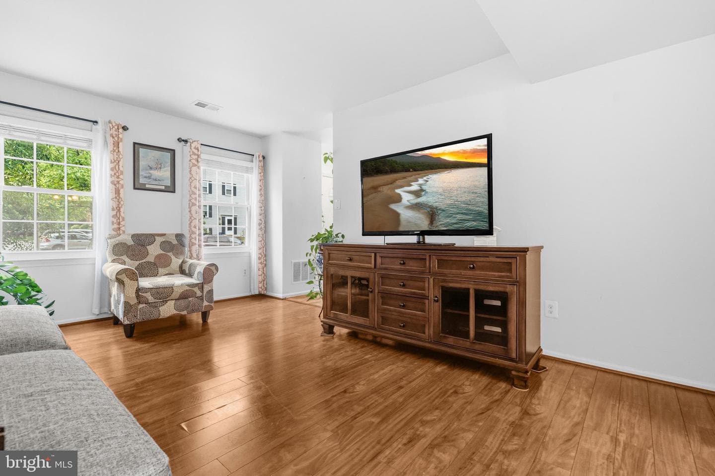7730 Brandeis Way photo 8