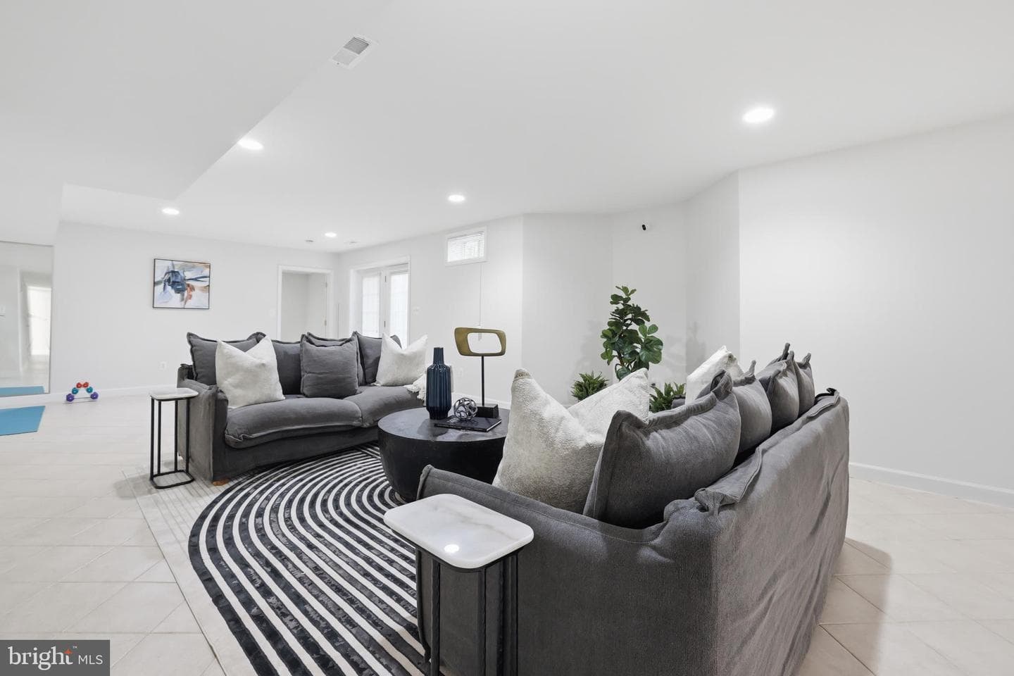 3009 Marshall Street photo 43