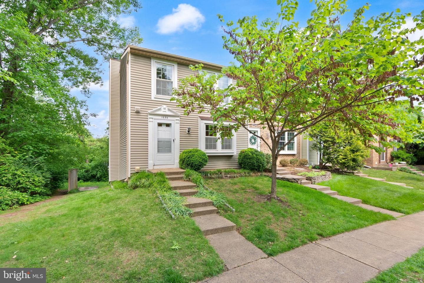 1694 Sierra Woods Court photo 2
