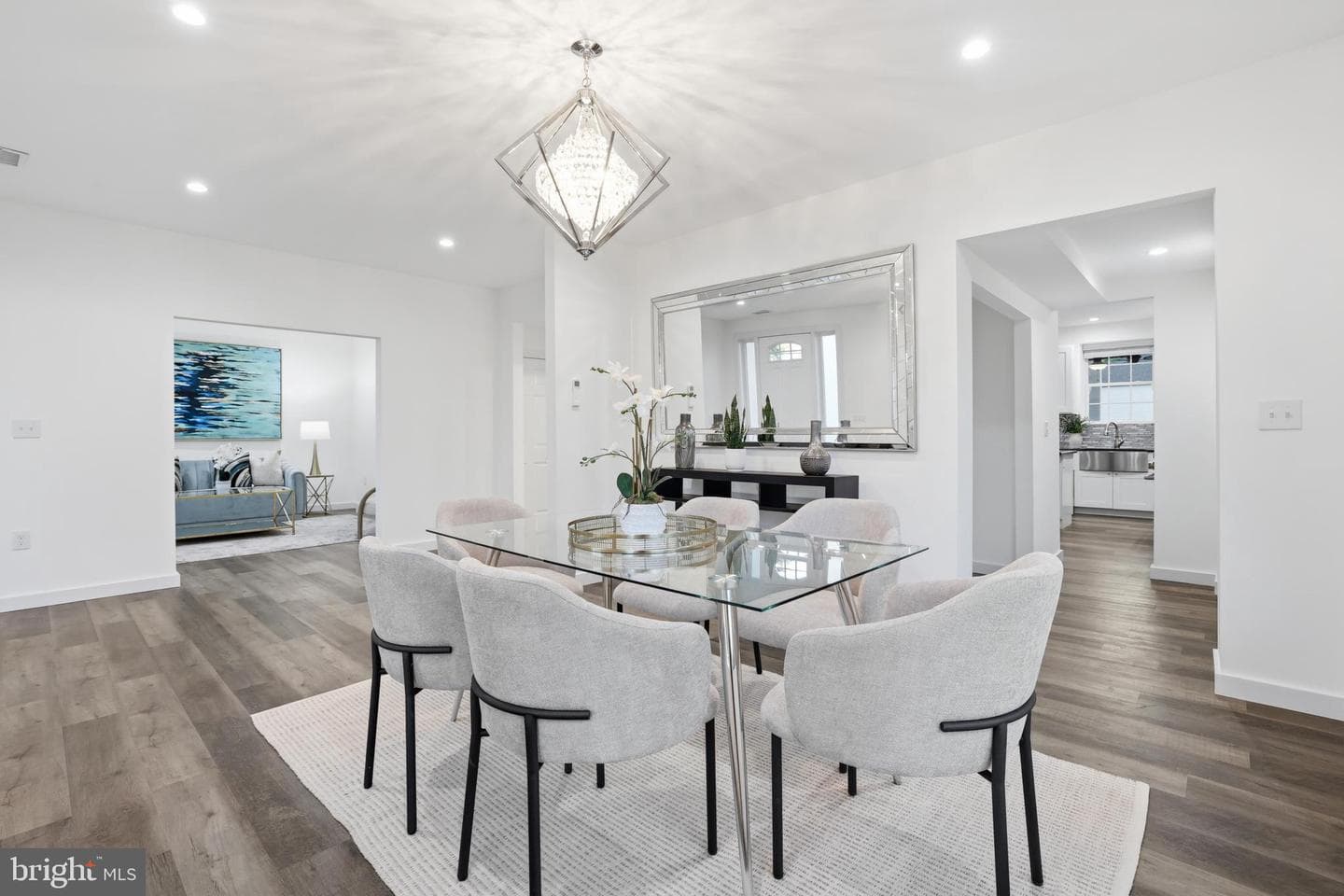 6925 Barrett Road photo 13