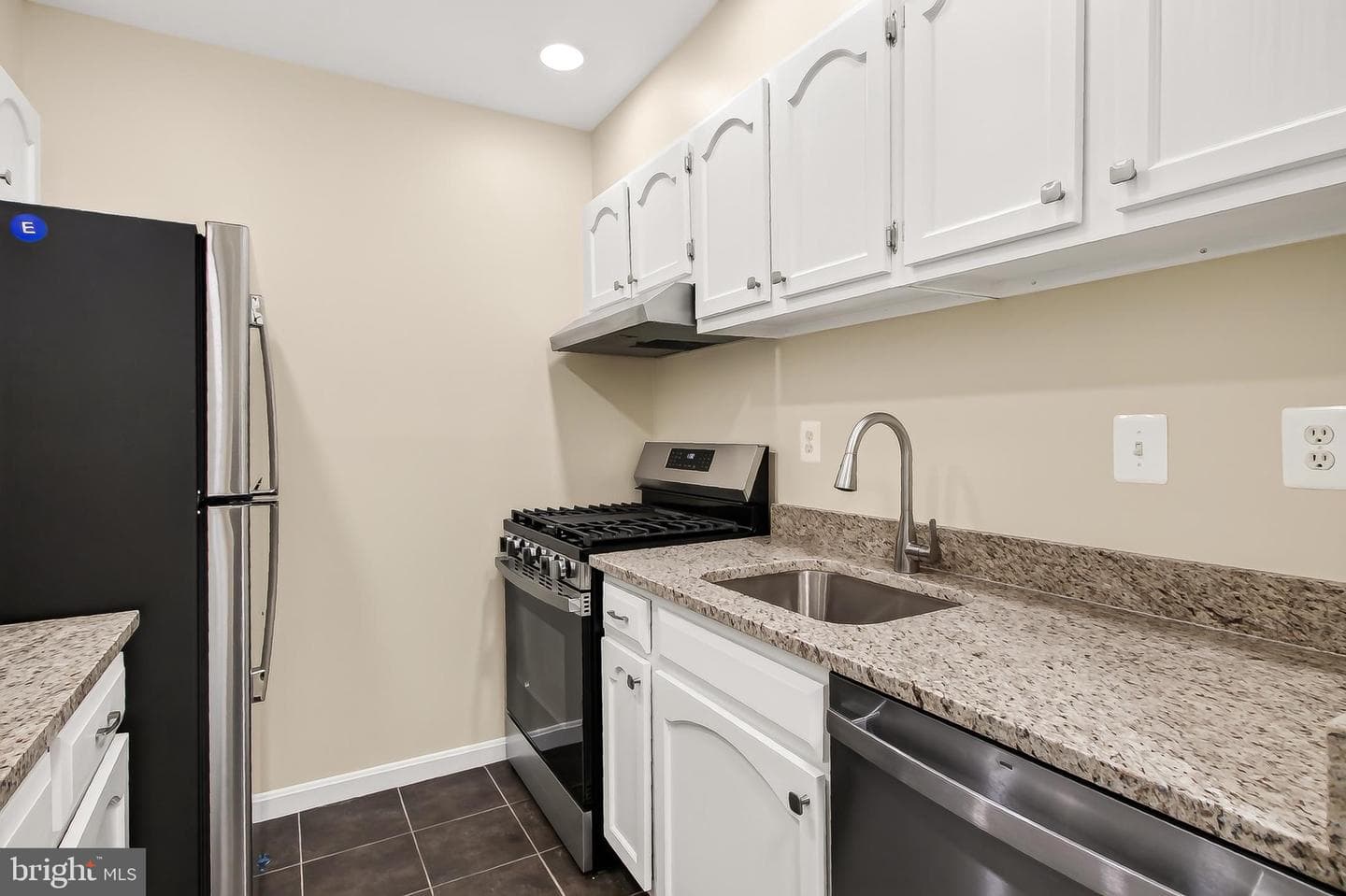5835 Cove Landing Road #304 photo 8
