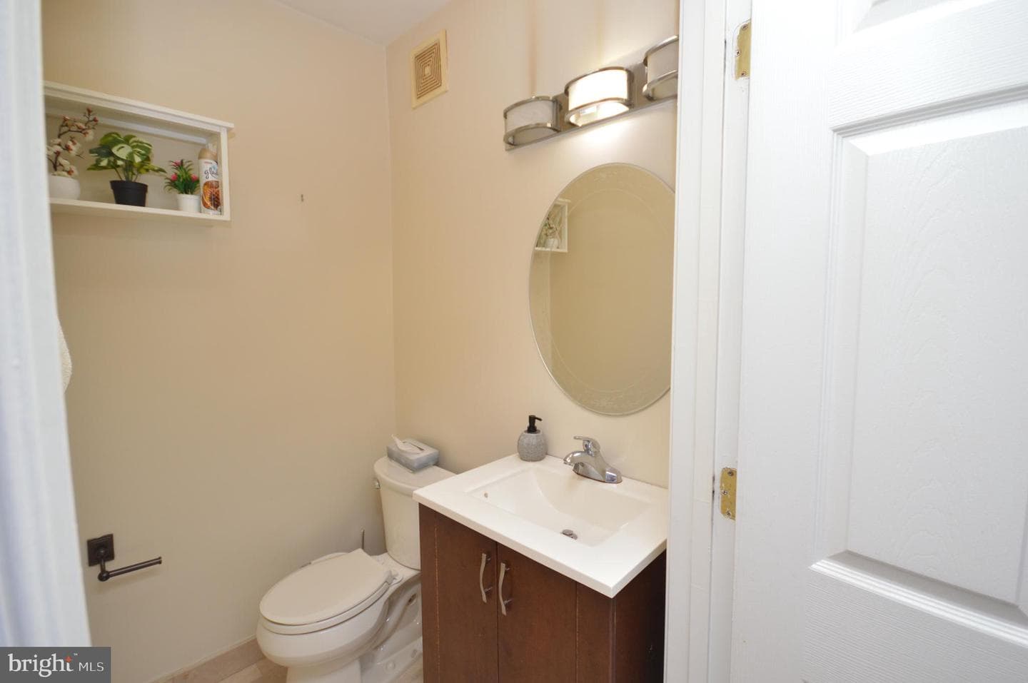 8173 Halley Court photo 14