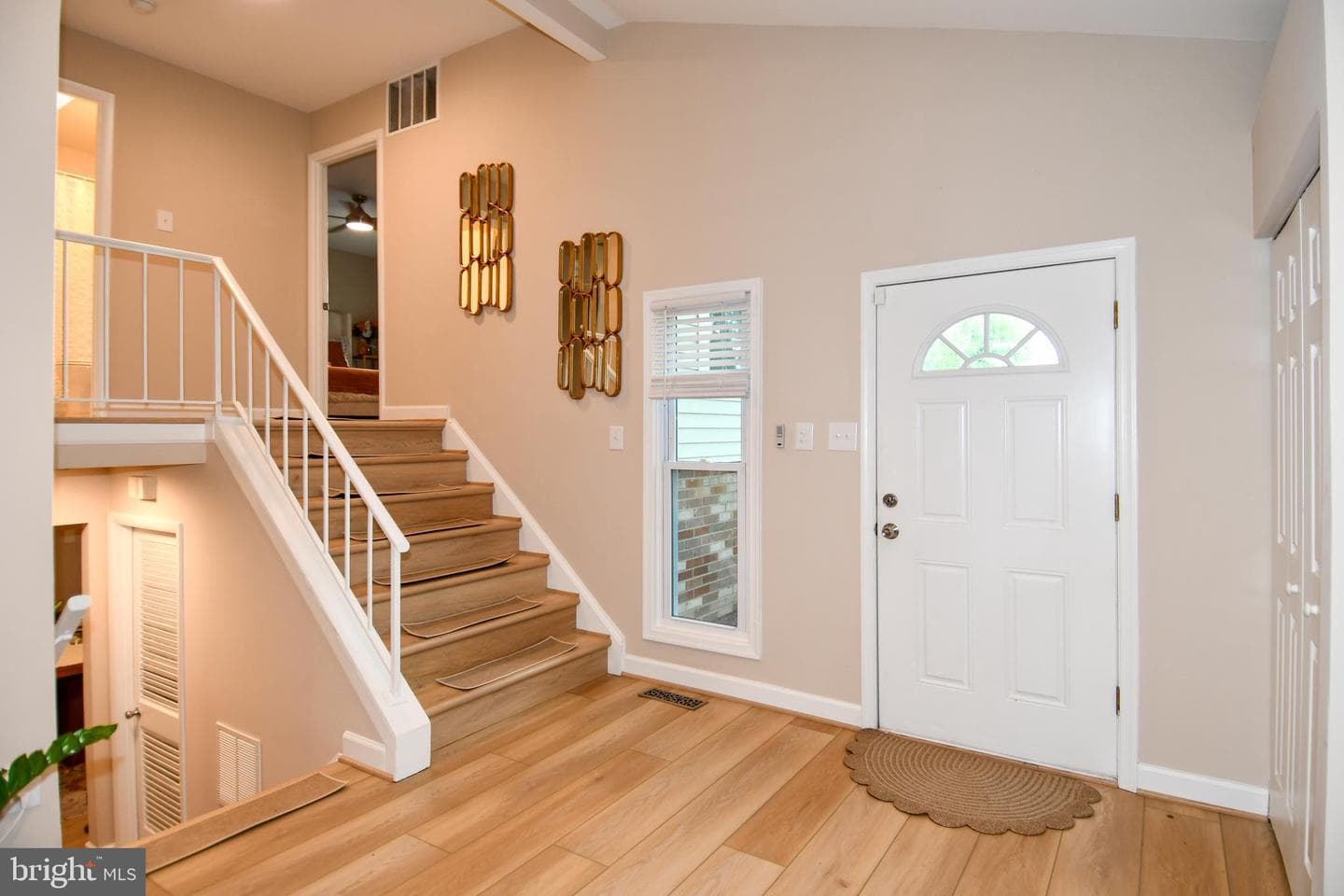 13703 Lynncroft Drive photo 5