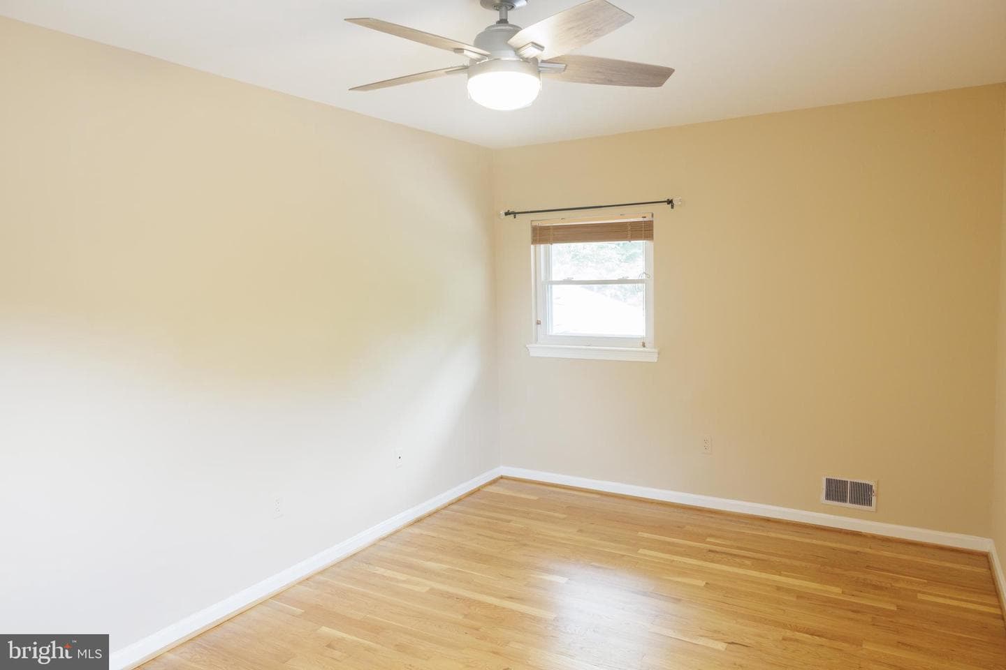 7740 Carrleigh Parkway photo 32
