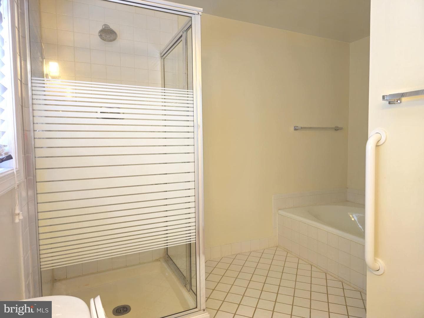 4507 Highland Green Court photo 15
