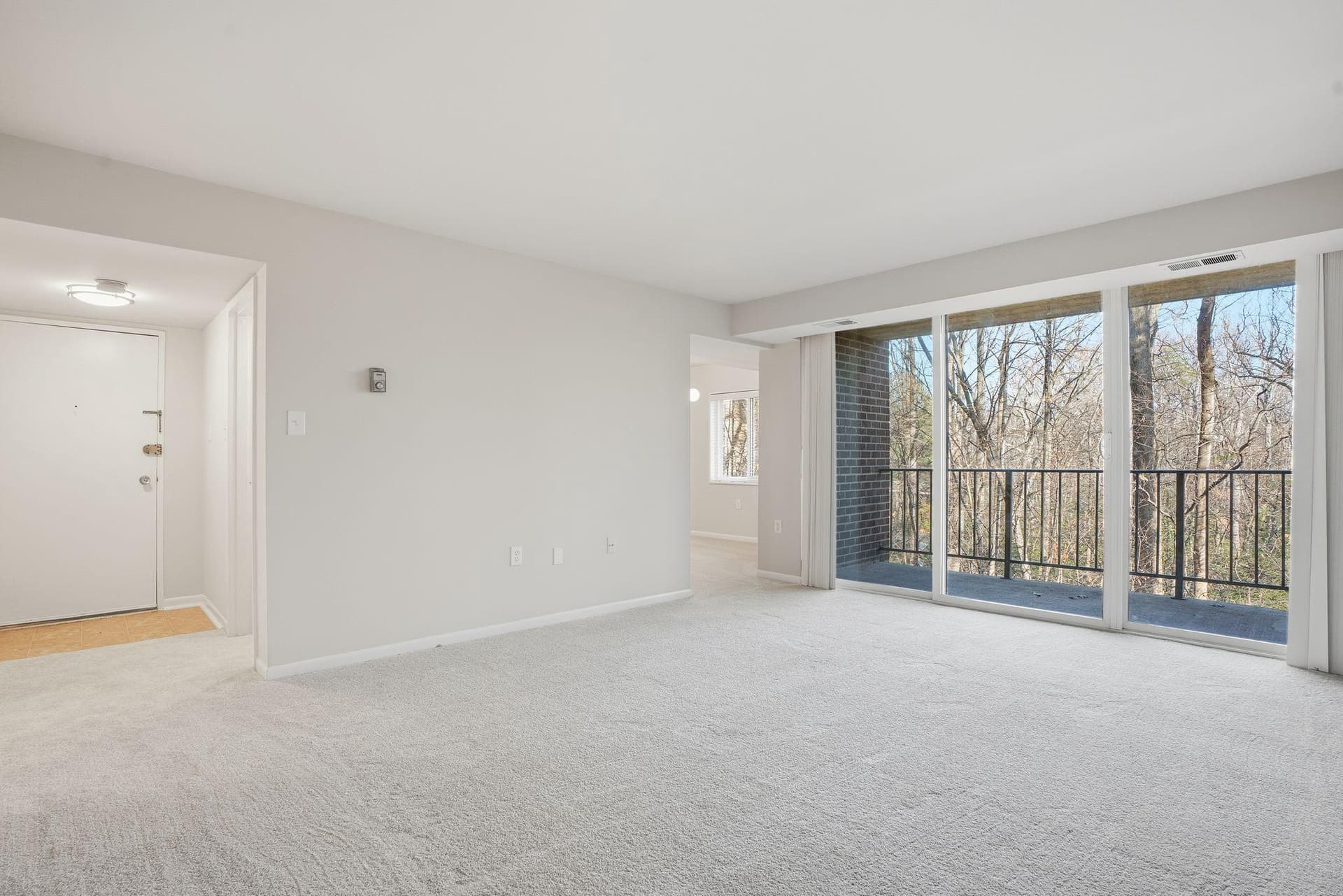 1552 Northgate Square #12b photo 16