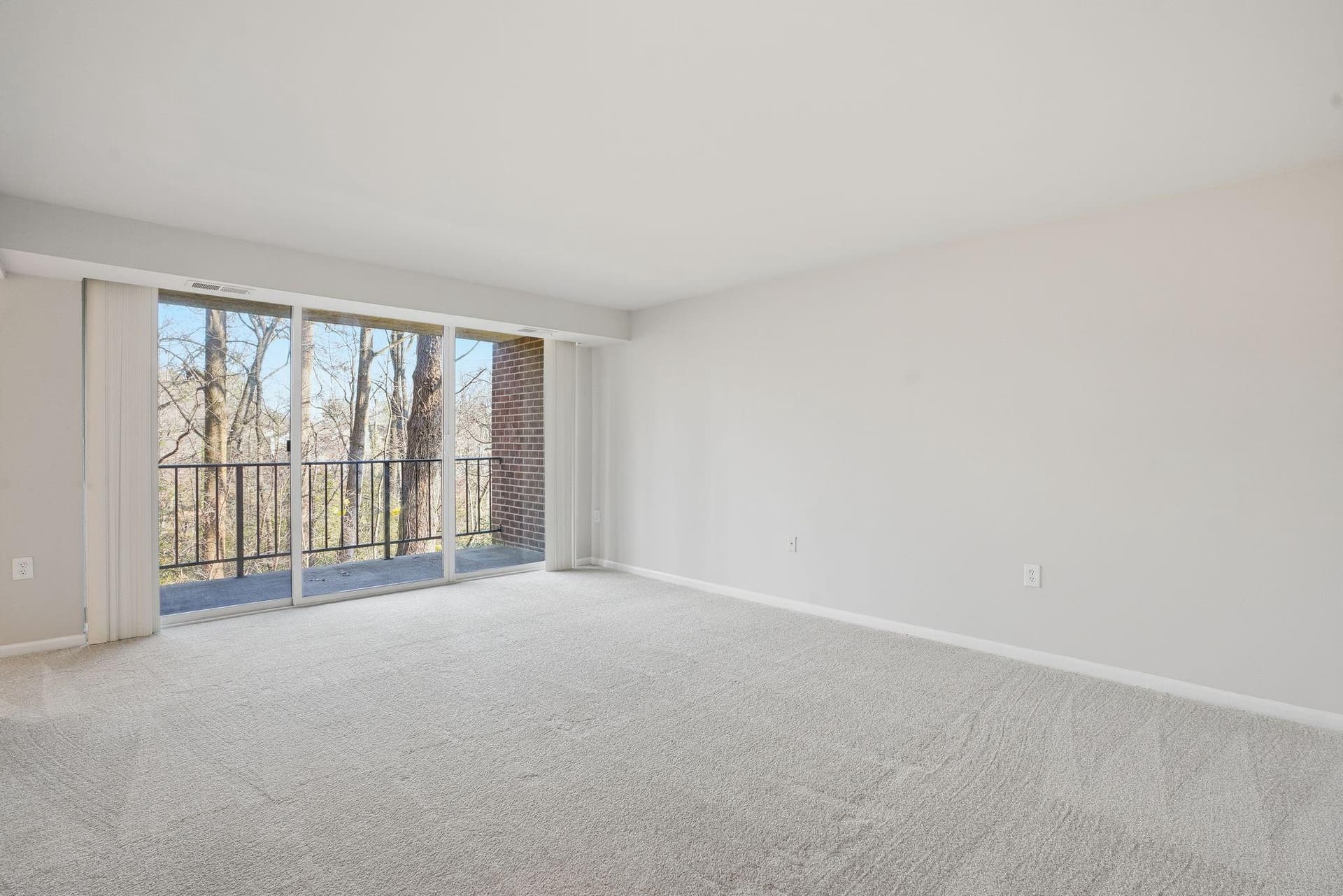 1552 Northgate Square #12b photo 17