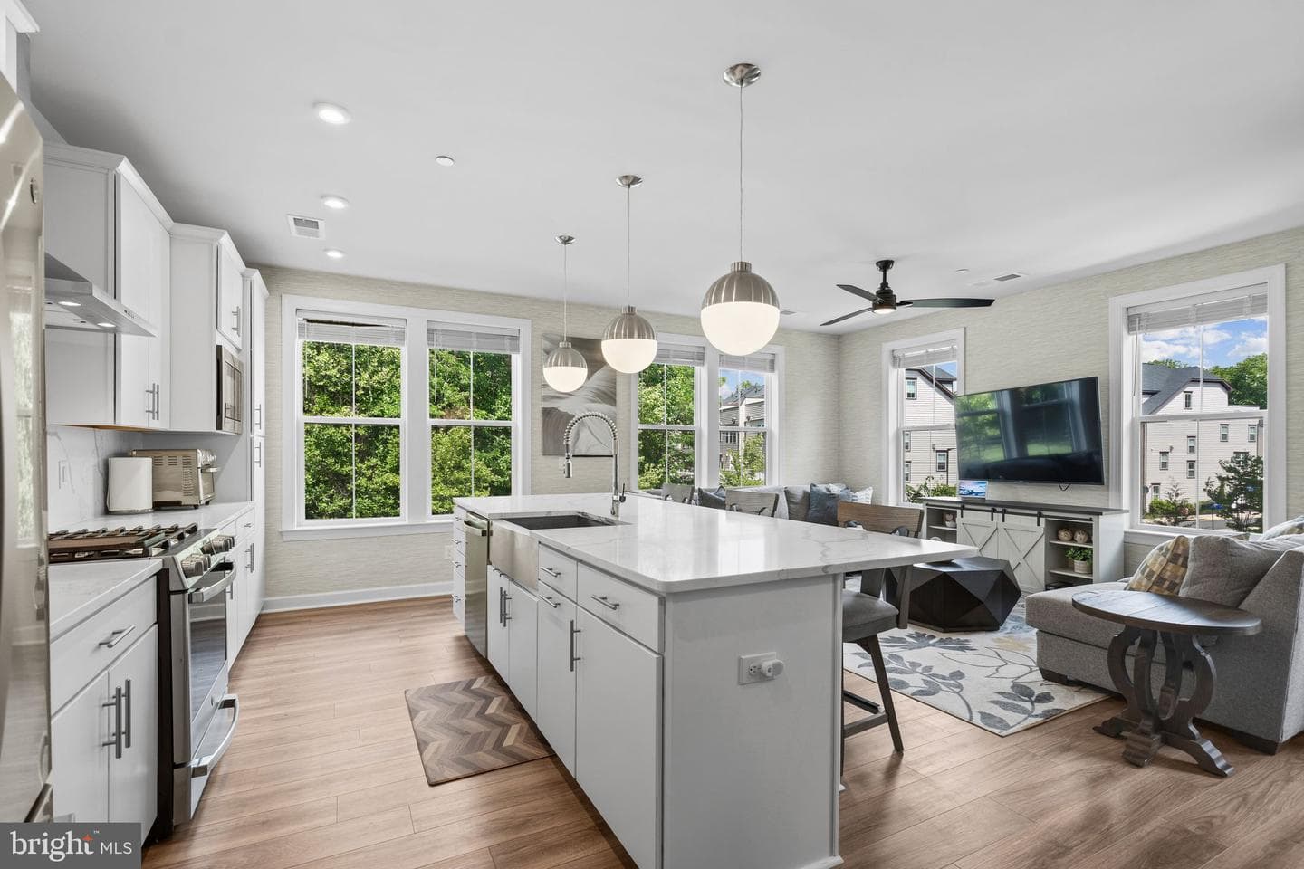 3925 Fair Ridge Drive #201 photo 23