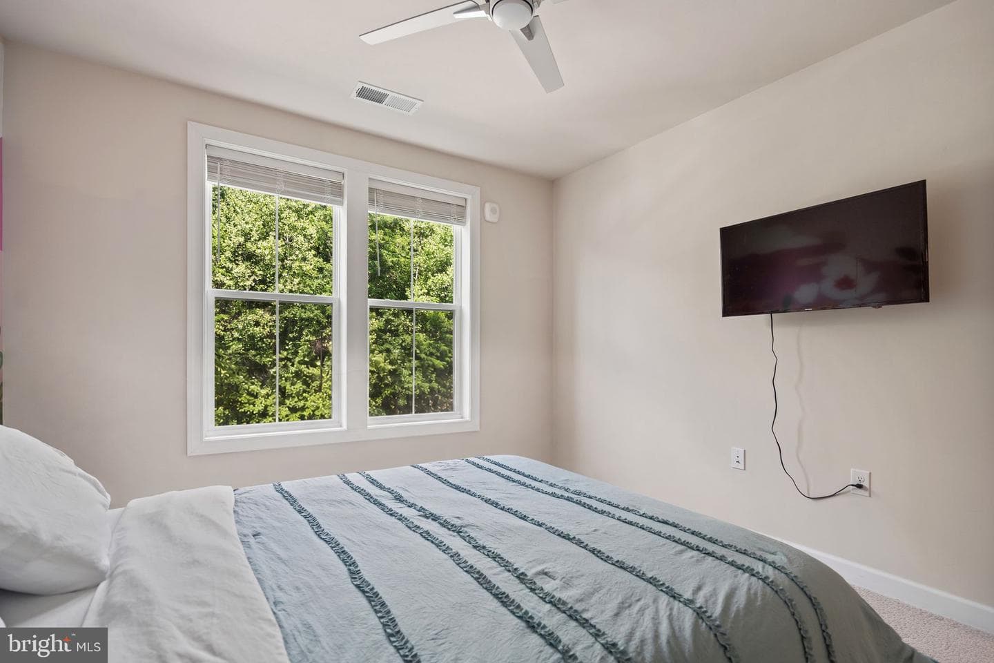 3925 Fair Ridge Drive #201 photo 46