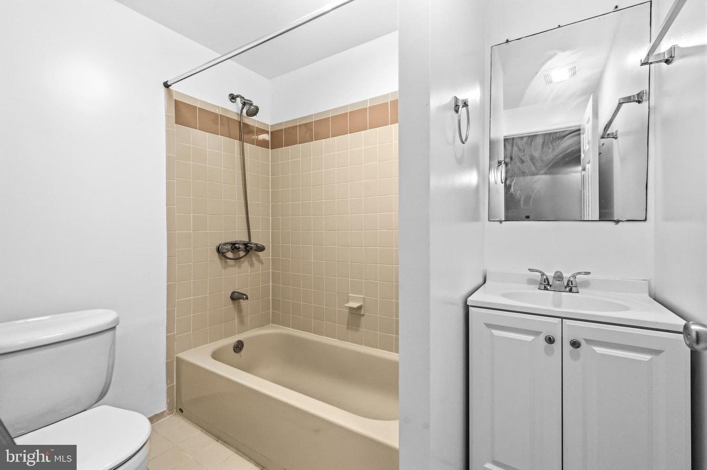 6276 Alforth Avenue photo 33