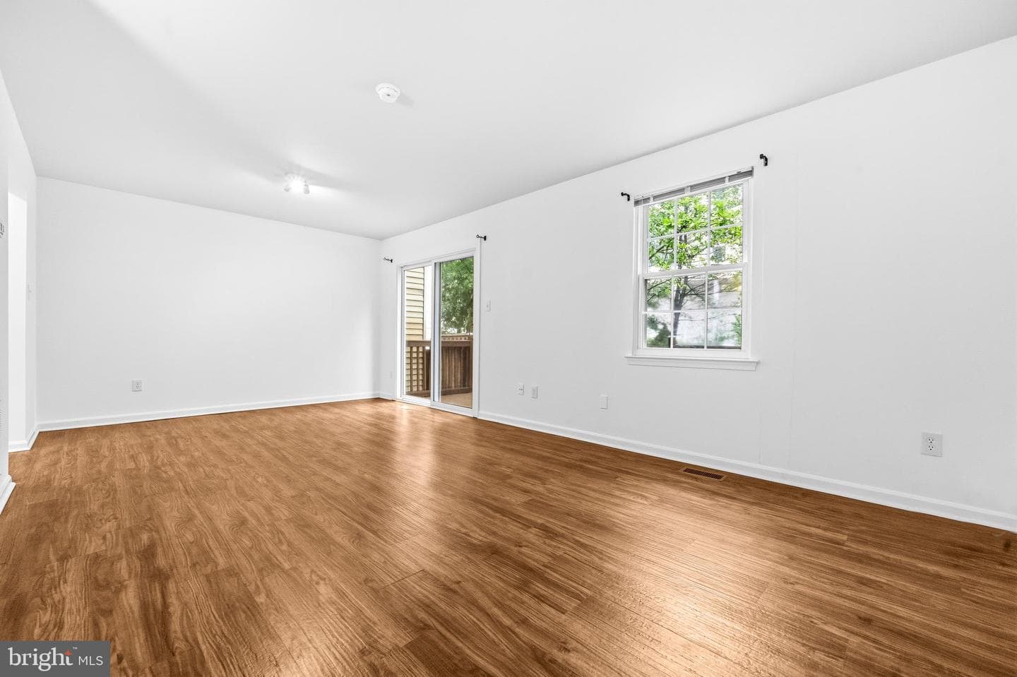 6276 Alforth Avenue photo 9