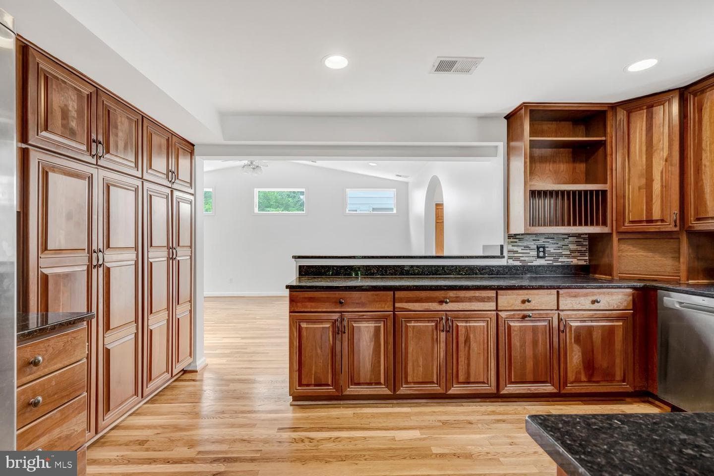 8339 Wagon Wheel Road photo 6