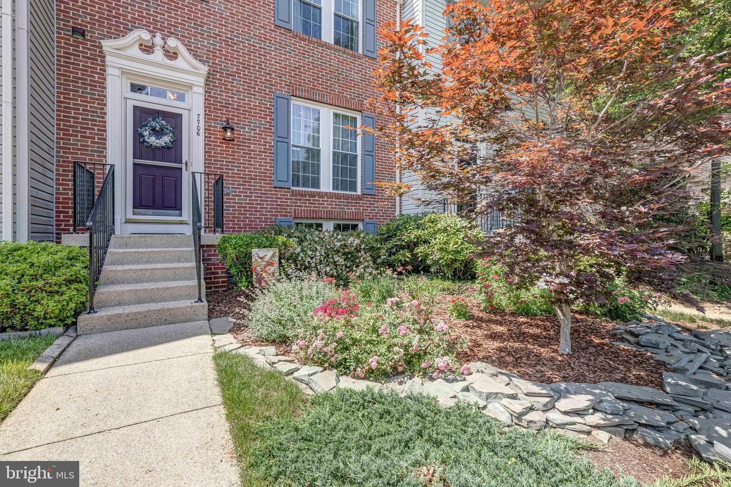7706 Effingham Square photo 4