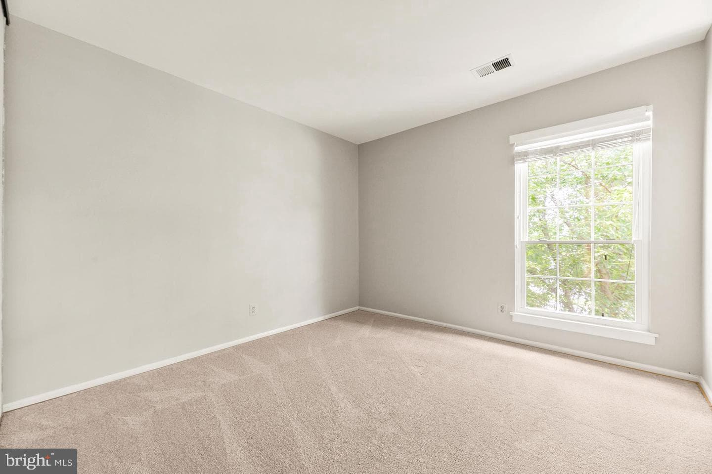 4555 Interlachen Court #g photo 16
