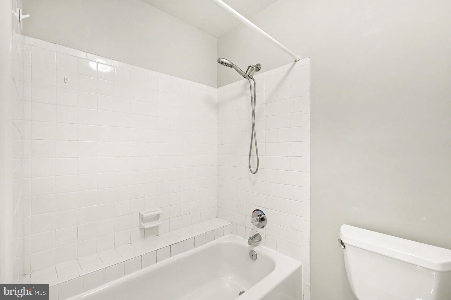 4555 Interlachen Court #g photo 19