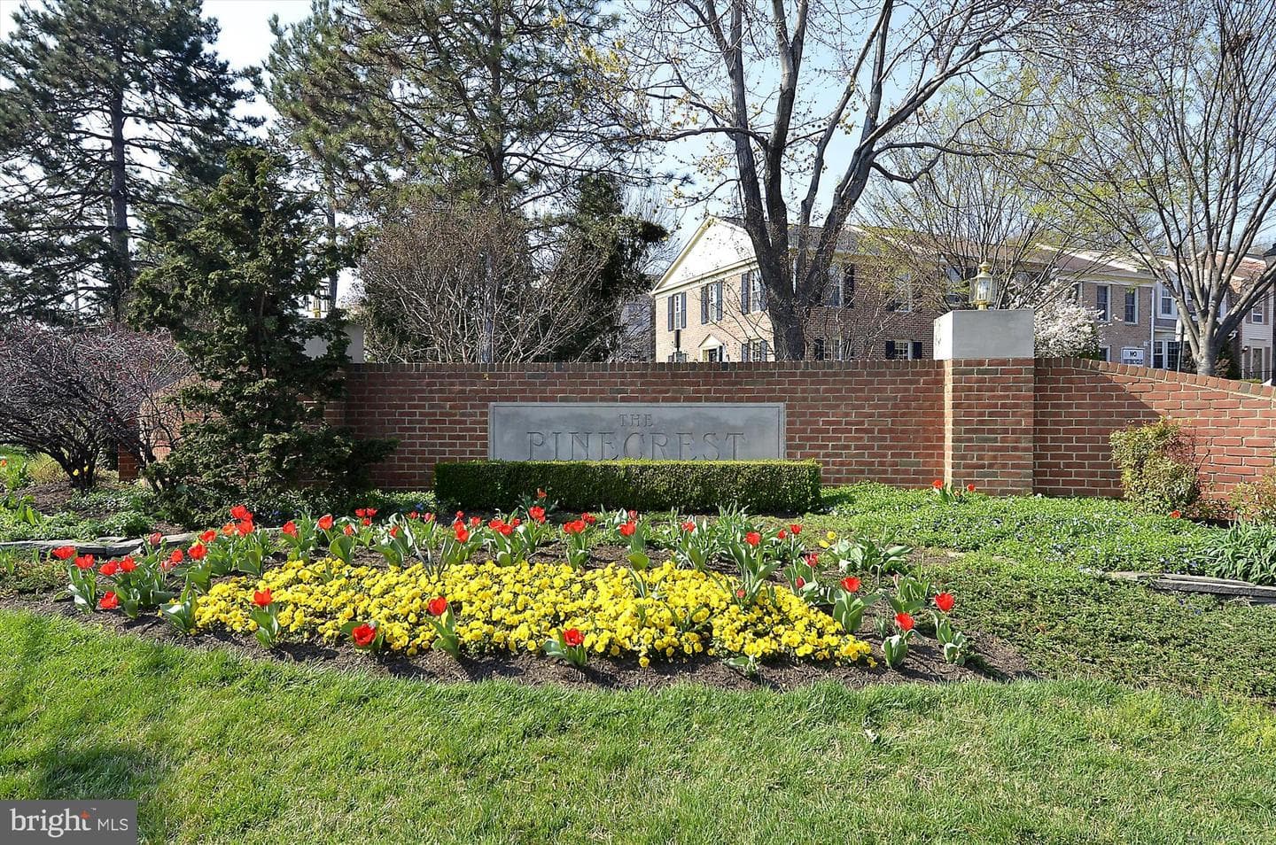 4555 Interlachen Court #j photo 31