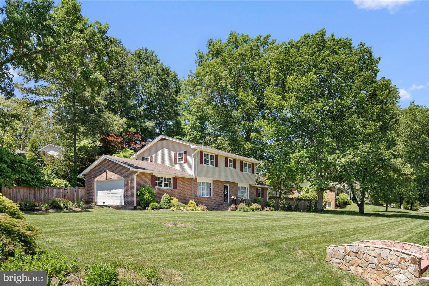 10538 Greene Dr photo 2