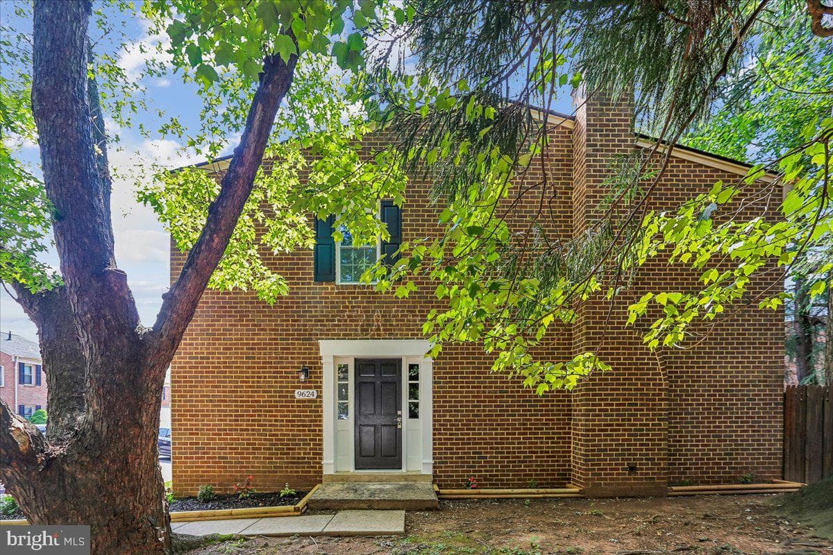 9624 Nonquitt Drive photo 3