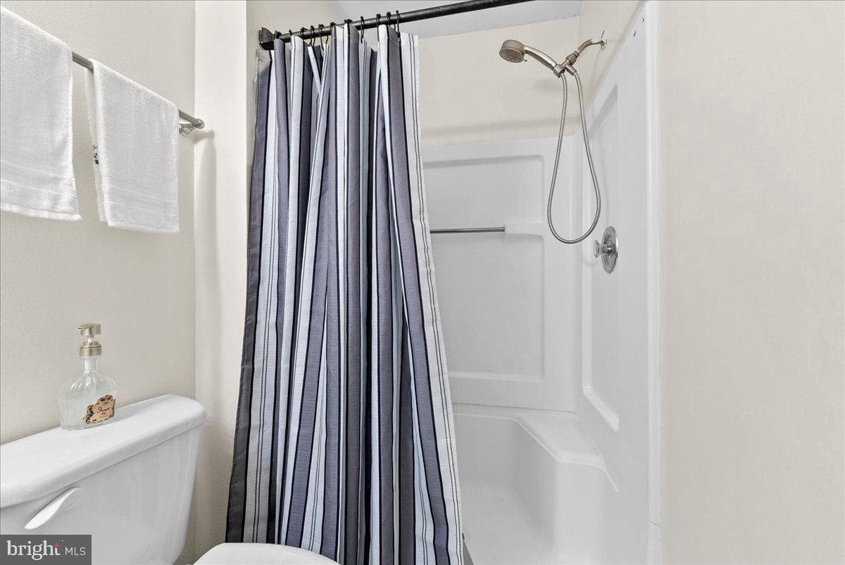 14901 Rydell Road #201 photo 24