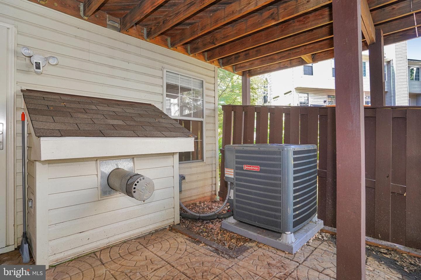 14618 Stream Pond Drive photo 55