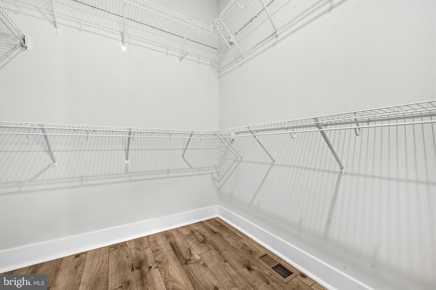 2433 Liberty Loop photo 24