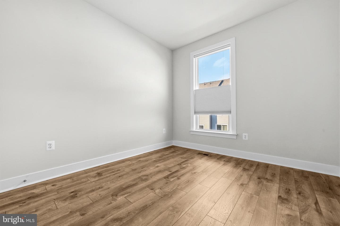 2433 Liberty Loop photo 25