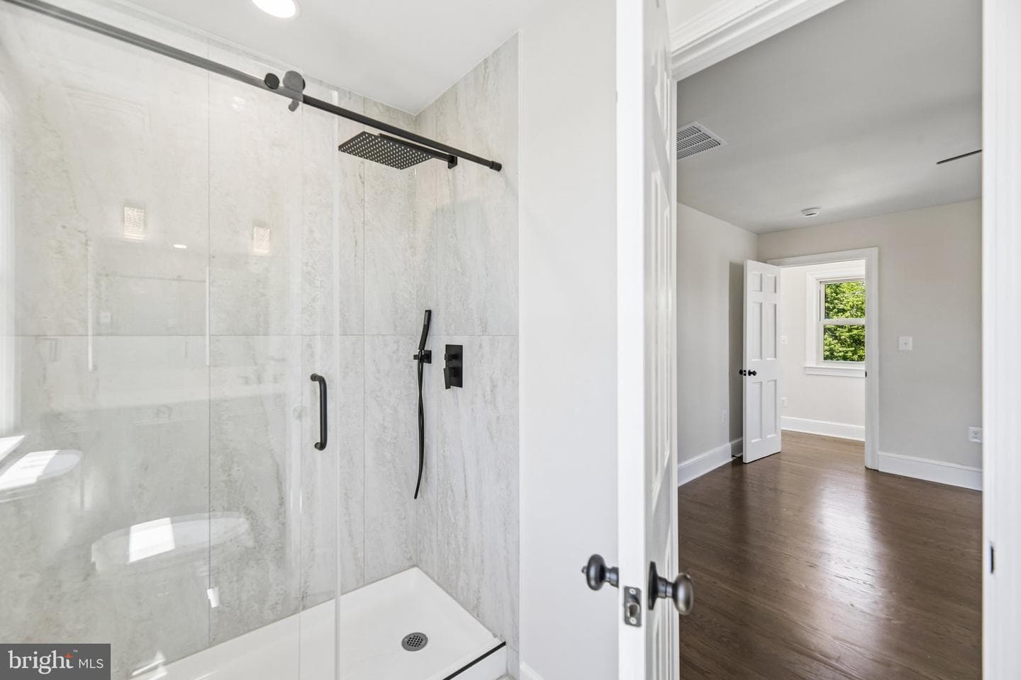 2820 Franklin Street photo 48