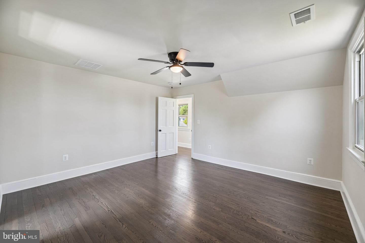 2820 Franklin Street photo 55