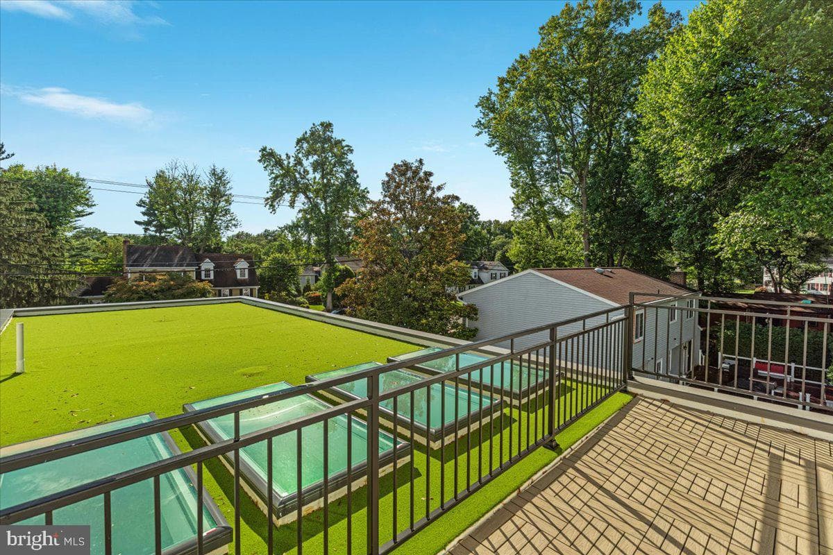 2841 Edgelea Road photo 46