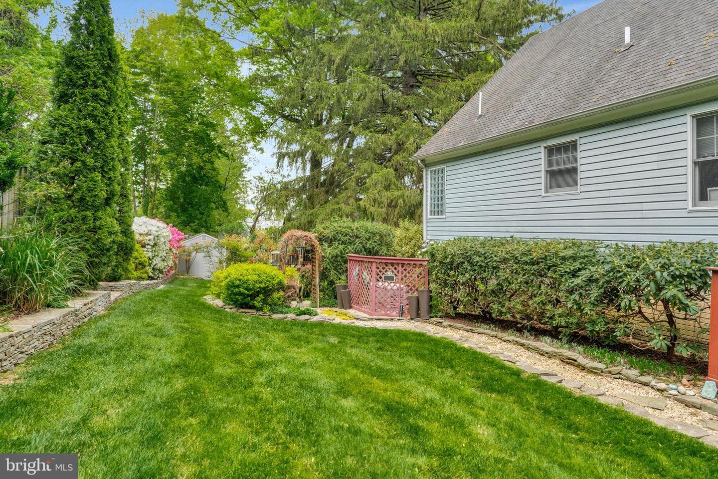 2812 Rosemary Lane photo 22