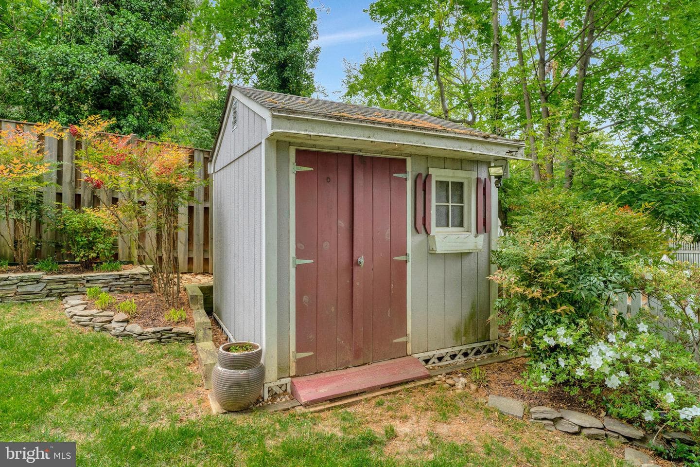 2812 Rosemary Lane photo 7