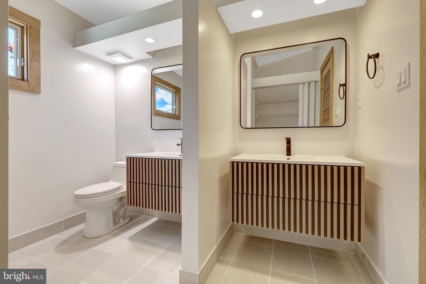 822 Walker Road photo 12