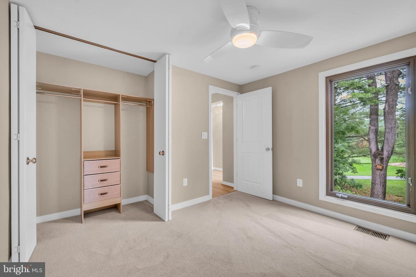 1806 N Shore Ct photo 32