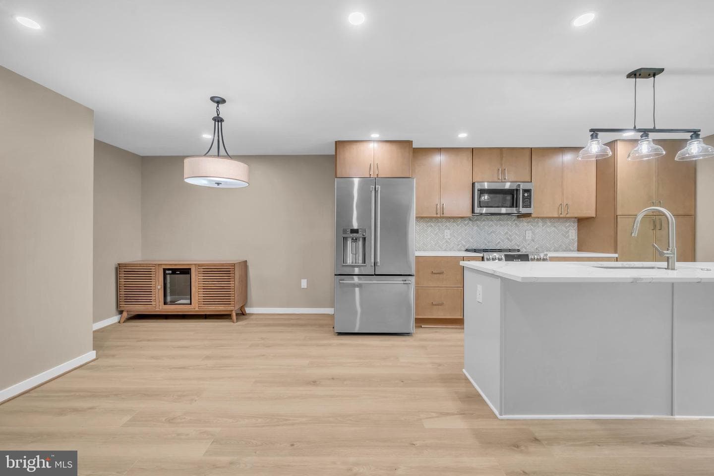 1806 N Shore Ct photo 5