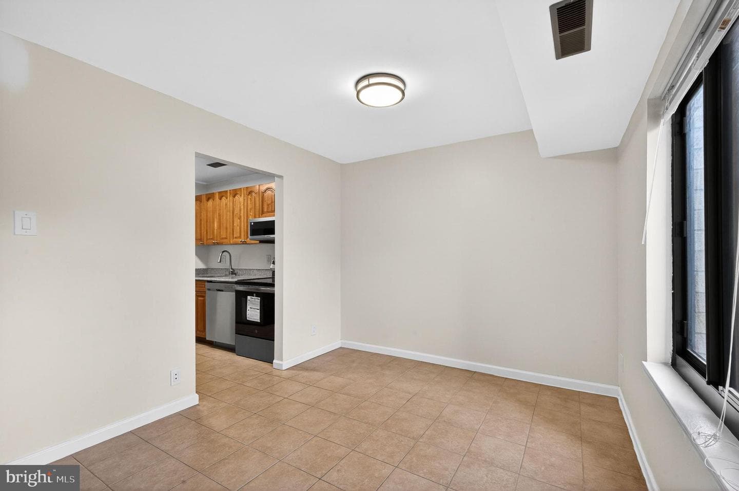 3101 S Manchester Street #308 photo 11