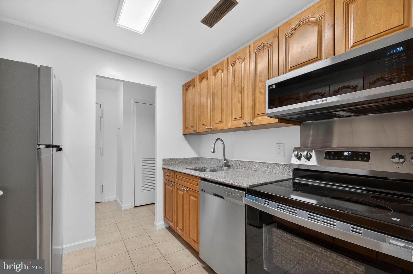 3101 S Manchester Street #308 photo 18