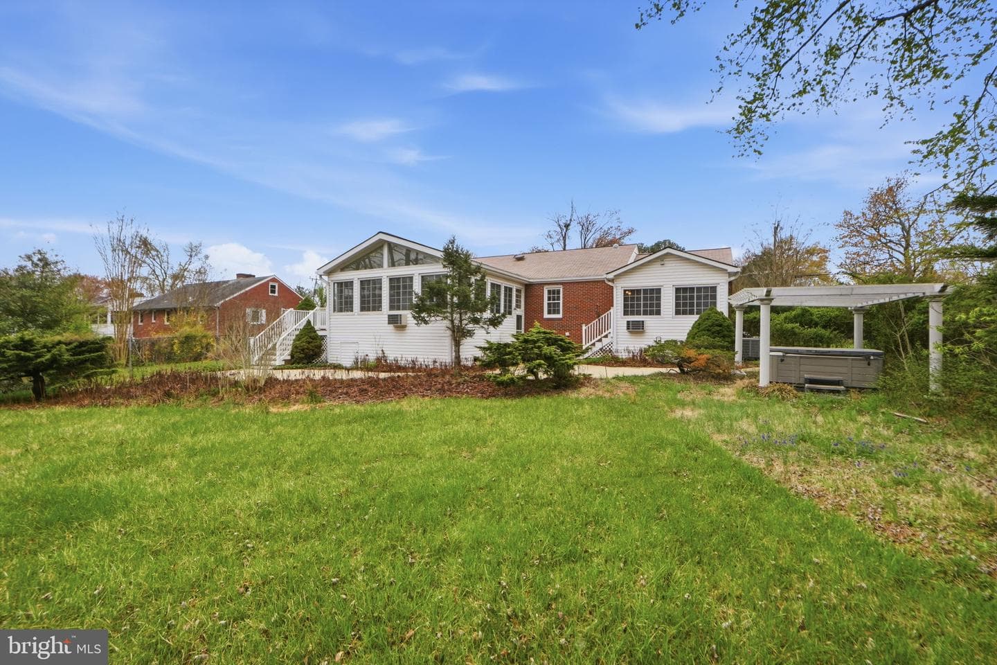 826 Van Buren Street photo 6