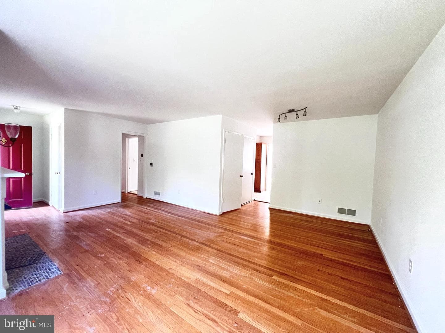 826 Van Buren Street photo 9