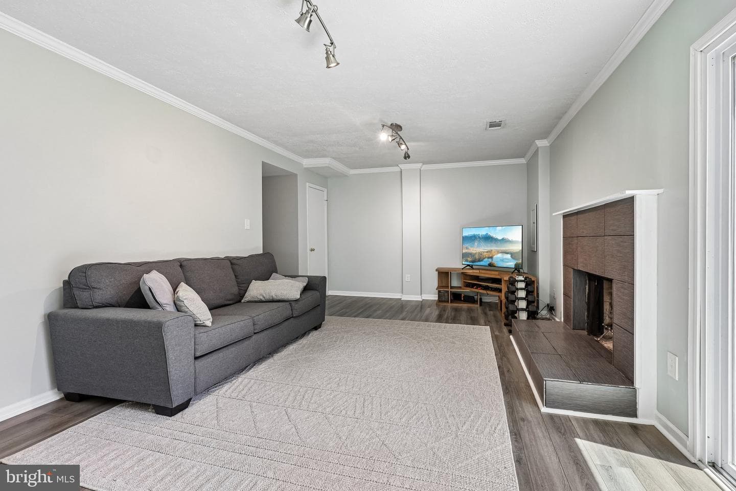 8561 Dellway Lane photo 25