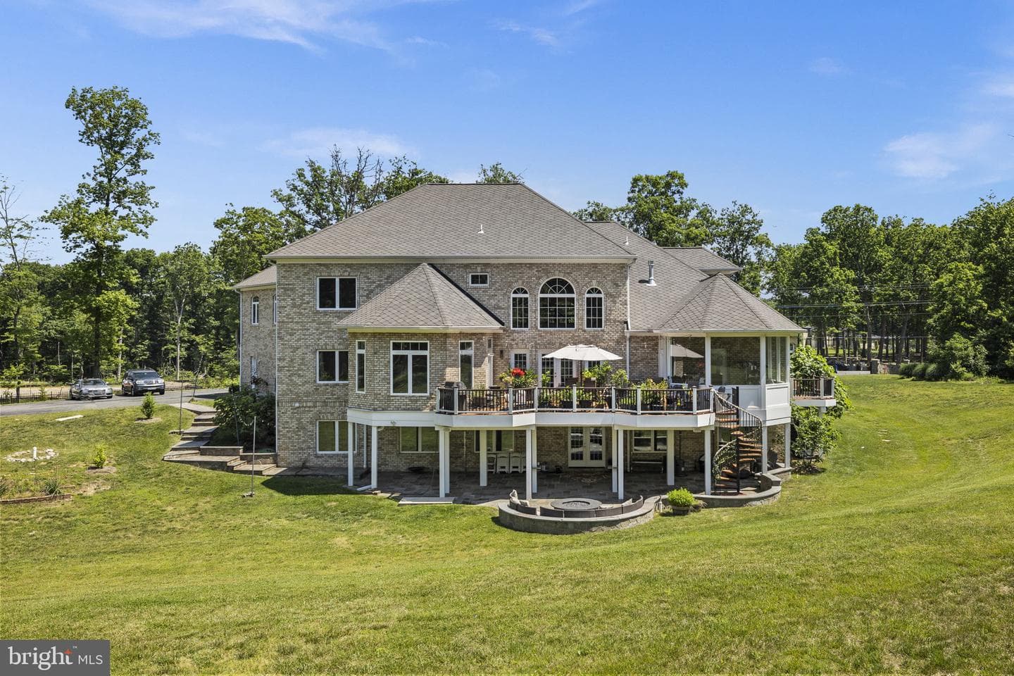 5848 Doyle Rd photo 4
