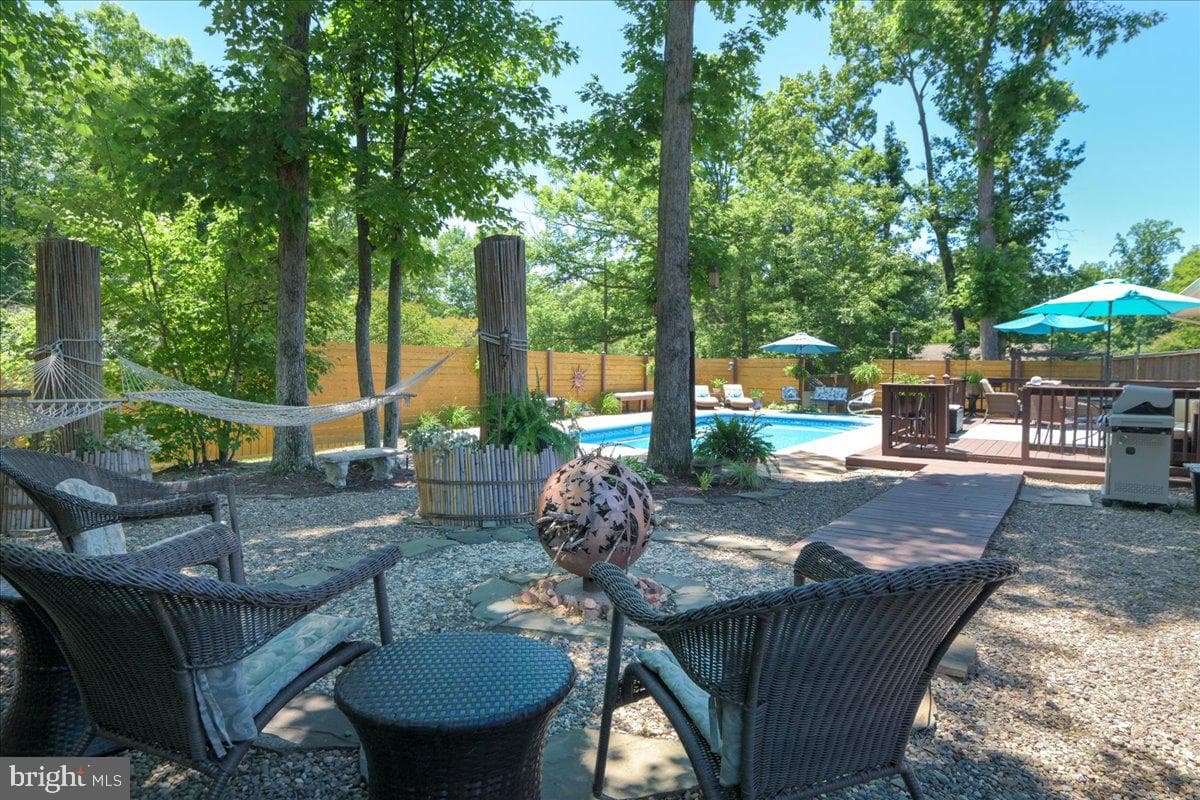 8633 Reseca Lane photo 21
